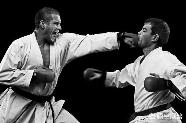 空手道和跆拳道有什么区别，看上去差不多？