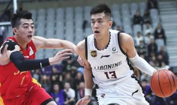 辽宁队战胜天津队这场比赛中，各队员是怎样发挥的？