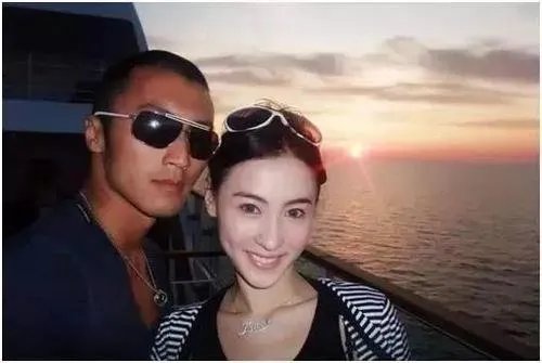 三胎生父曝光！张柏芝的新老公是谁？