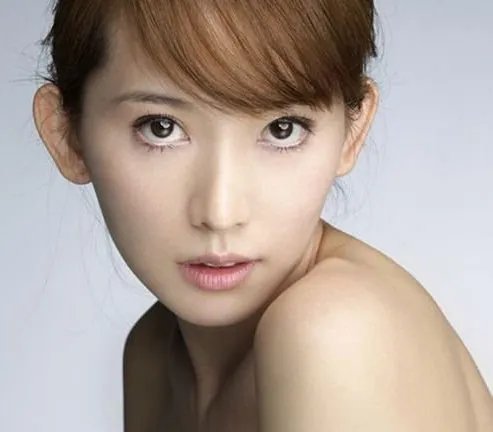 早期林志玲大尺度绝版美艳照曝光 出道早期个人经历被揭