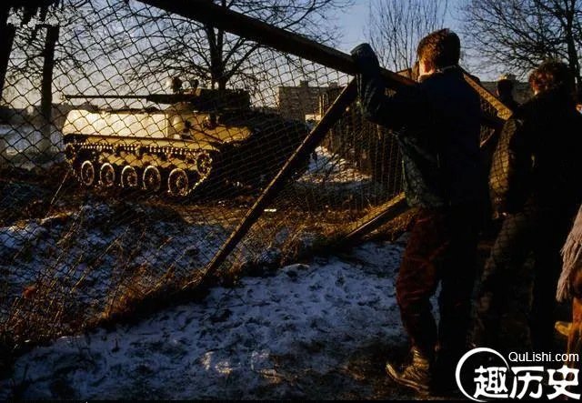 1991维尔纽斯事件：预示着苏联帝国崩溃的开始