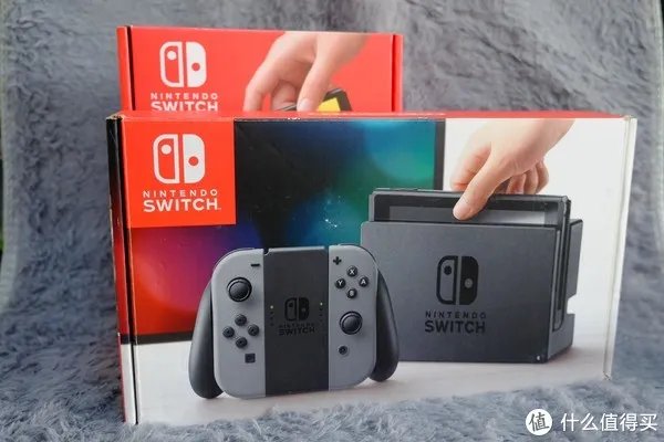 瞎摸瞎玩 篇二十八：来了来了，OLED来了——任天堂Switch OLED版本开箱与简单对比