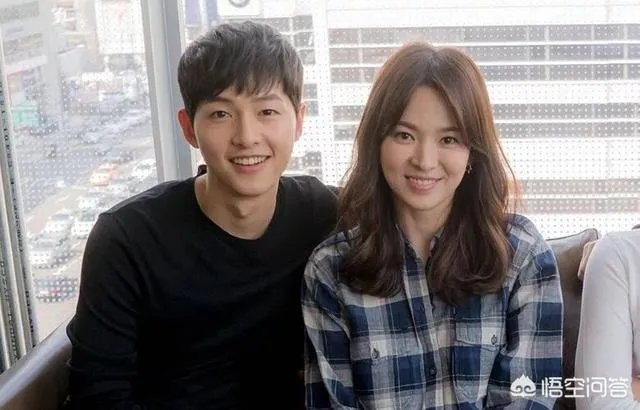 为什么宋仲基在第一次见宋慧乔后便娶了她？