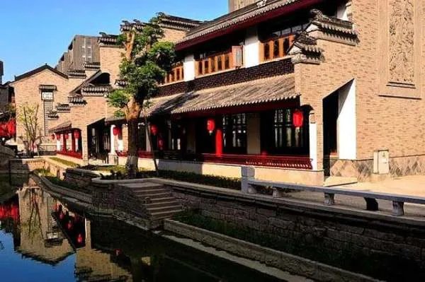 龙潭水乡为什么会被称为成都小周庄？门票多少钱？