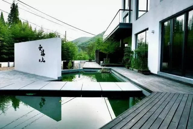 【莫干山民宿游学】探秘裸心堡等8大网红民宿的经营之道，学习7位行业大咖的民宿“真经”