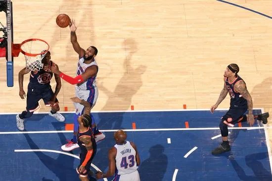 活塞115比109击败尼克斯获4连胜了吗？