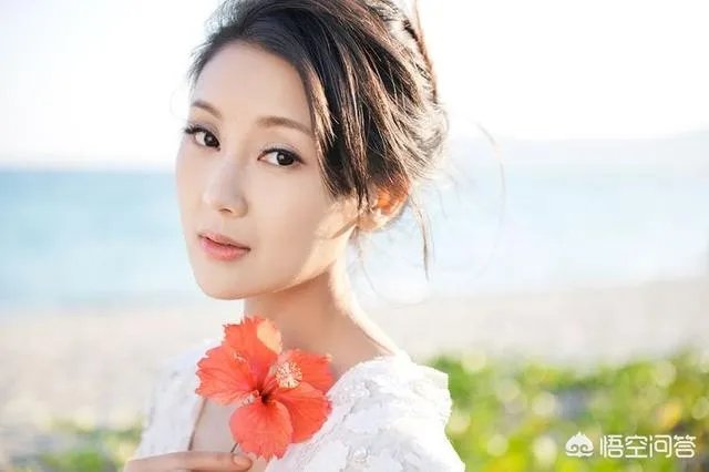 贾跃亭发表声明称目前美国有很多事情要他亲自推动，委托甘薇和贾跃民处理，你怎么看？