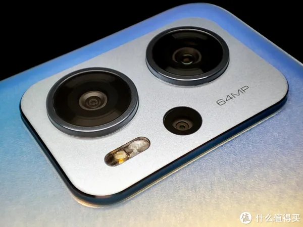 数码体验 篇二十二：Redmi Note 11T Pro+体验：次旗舰同款芯一半价，LCD耳机孔相约“这次一定”