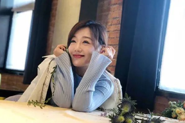 胡歌一直没有新恋情是不是还放不下薛佳凝？