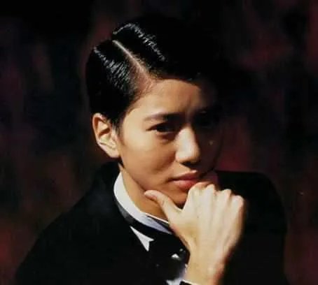 刘亦菲版花木兰要来了，能PK掉赵薇袁咏仪杨丽菁吗？