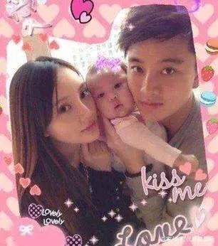 李小璐贾乃亮为何离婚？背后有什么不为人知的秘密？