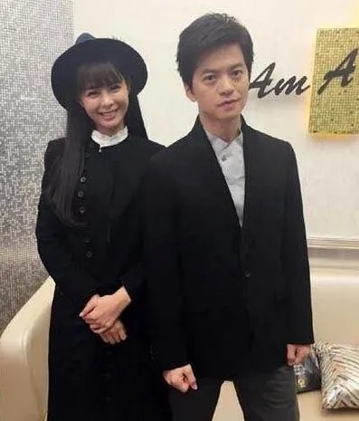 我是歌手第三季李健经纪人是谁