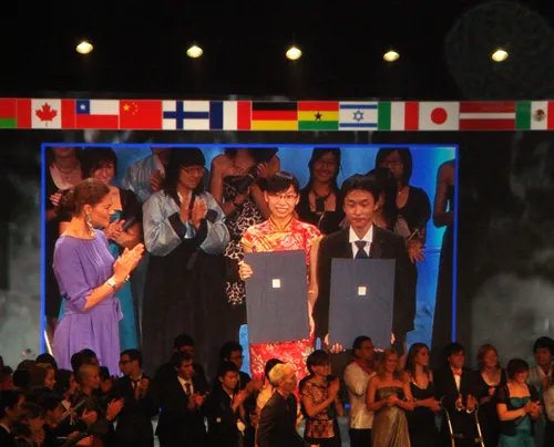 影响世界华人盛典的2011届