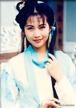 谁手机里有美女美景图片，能不能分享让大家看看？