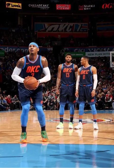 雷霆到底做了什么调整，才能拿到赛季首个4连胜的？