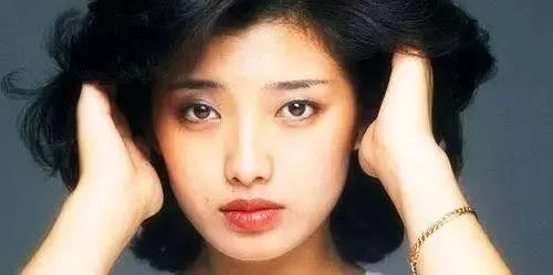 山口百惠近四十年的“消失”，突然发声是因为帮儿子？