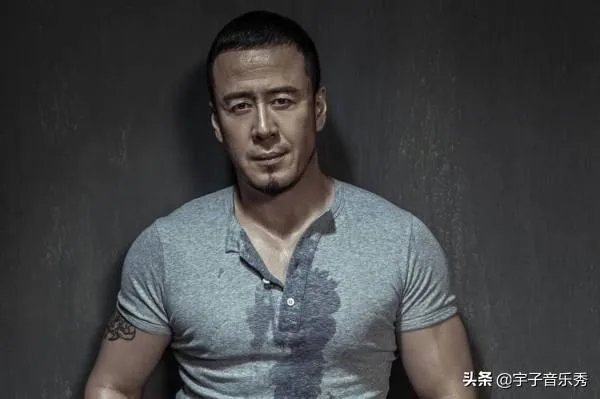 网红怒怼杨坤，你认为杨坤的音乐成就怎么样？