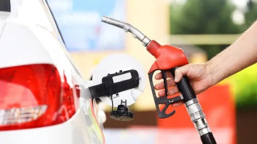 加油站可以玩手机不