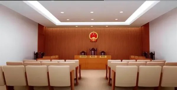 牡丹江一保安毒死11只宠物狗获刑3年，他的动机是什么？