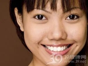 胃胀腹胀怎么办  胃胀腹胀时的解决办法