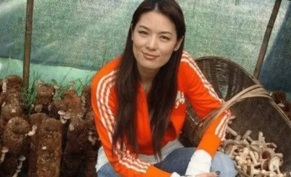 曾经被称为第一美女的马艳丽，为什么现在45岁还是单身？