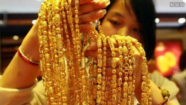买黄金首饰上什么网 黄金首饰能在网上买吗