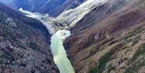 甘肃文县形成堰塞湖59人被困，这些人是怎么被困的？