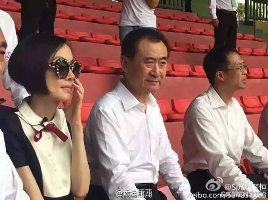 中国首富王健林现身熊猫TV 人气爆棚超30万观众