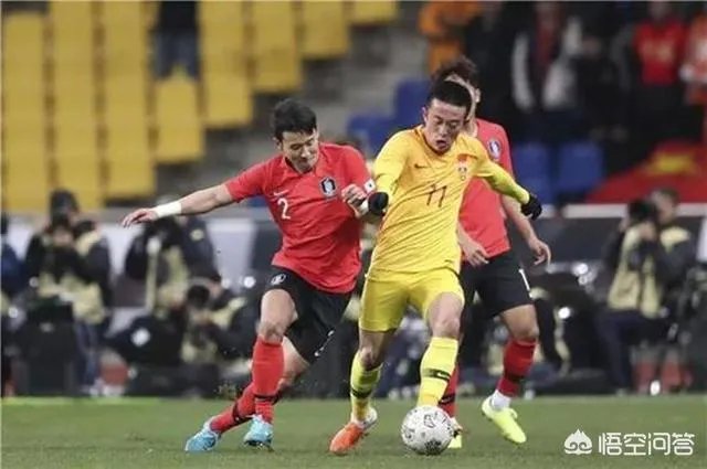 李铁带领的中国男足在东亚杯获得了季军，大家怎么看？