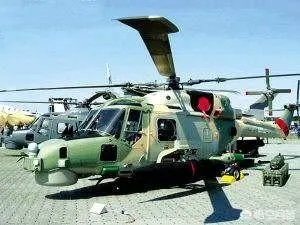 “山猫”轻型直升机