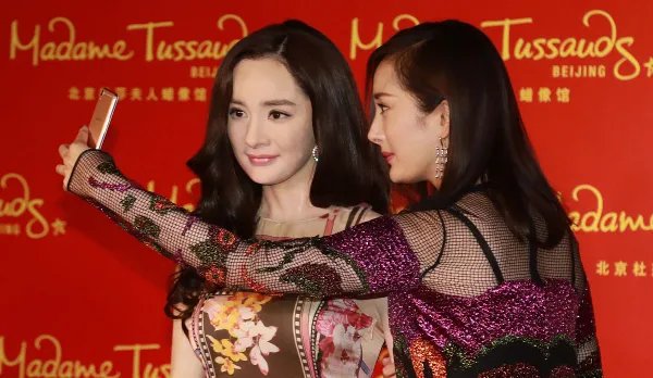 杨幂被曝出又有新的恋情了，男朋友是谁呢？