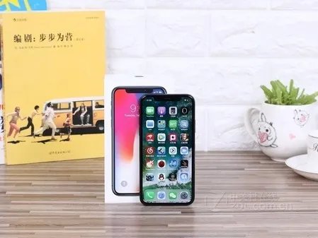 分辨率高 64苹果iPhoneX现售价8000元