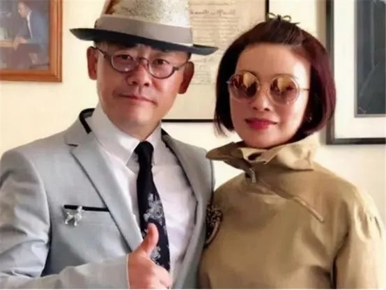 周立波豪宅内宴请滑稽戏前辈，霸气回应：一切正在开始，他还能开始吗？