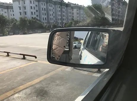 实际怎么样倒车入库技巧图解