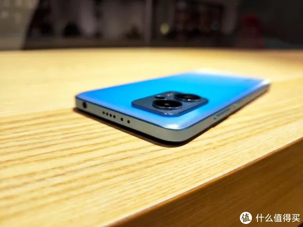 数码体验 篇二十二：Redmi Note 11T Pro+体验：次旗舰同款芯一半价，LCD耳机孔相约“这次一定”