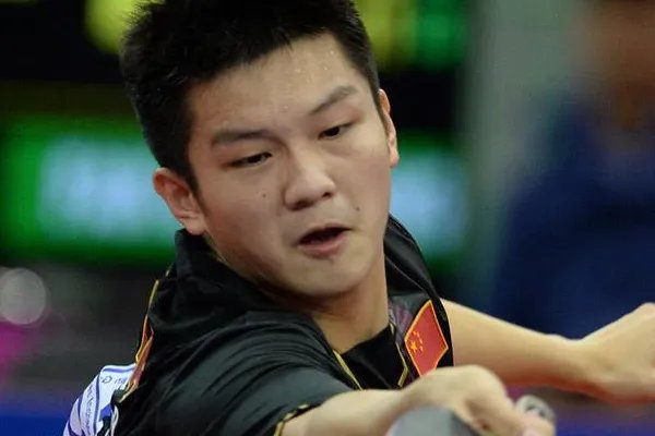 樊振东时隔4年全锦赛再称王，如何评价樊振东的表现？