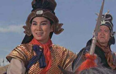 刘亦菲版花木兰要来了，能PK掉赵薇袁咏仪杨丽菁吗？