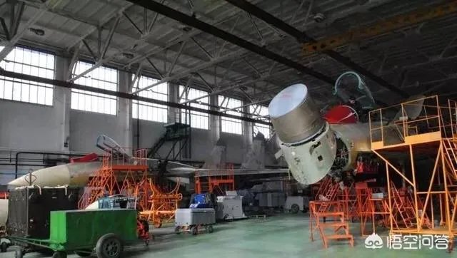 一名美国飞行员在乌克兰试乘苏-27时坠毁遇难,你怎么看?