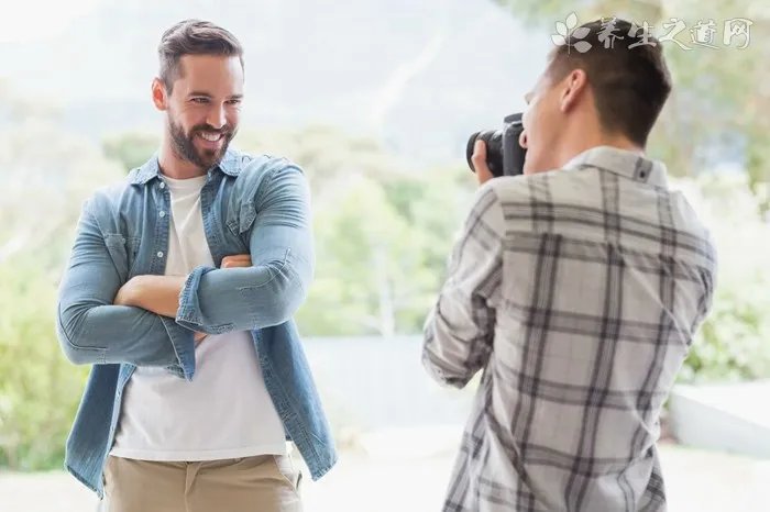 高圆圆演技真的是太次了（为什么说高圆圆是炮架人前清纯人后却大变样）