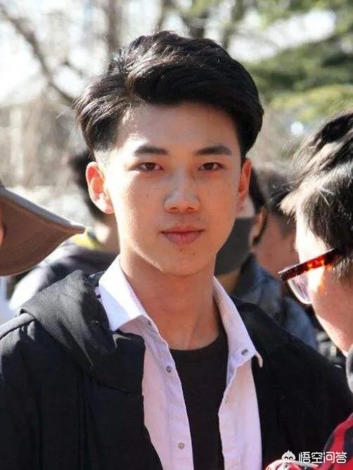 易烊千玺、李兰迪、吴磊等参加艺考，2018年考生的颜值你满意吗？