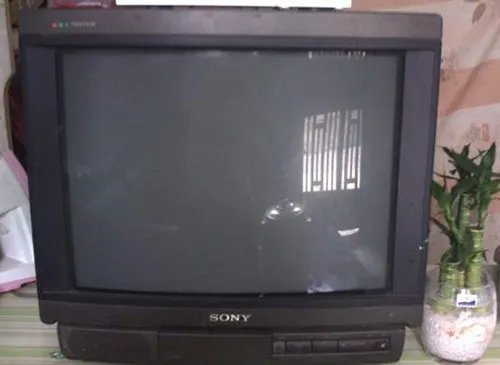 电视老是自动关机怎么回事