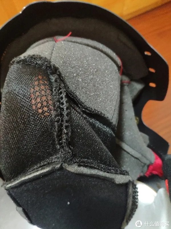 哪家头盔值得买？永恒、LS2、BEON三家对比测试