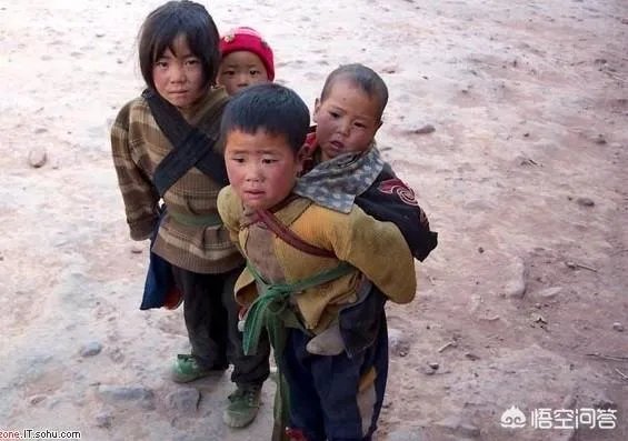 有没有这种感觉，很多有钱的人反而很抠，而不富裕的人反而很大方？