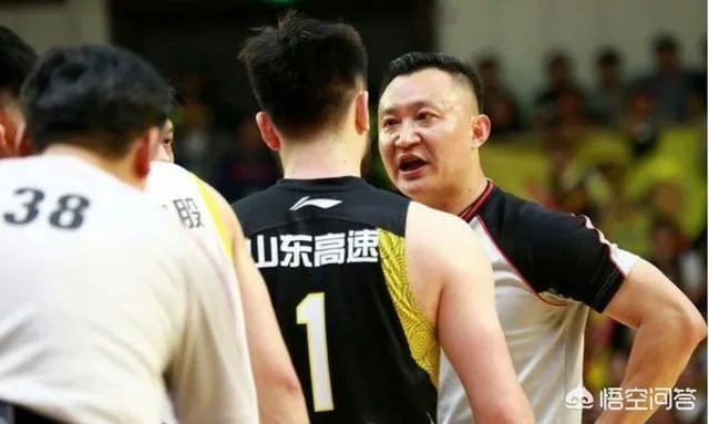 11年来首次在广厦队主场赢球,山东男篮胜在哪?