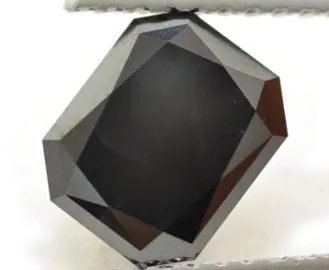 有什么稀有的彩钻吗？