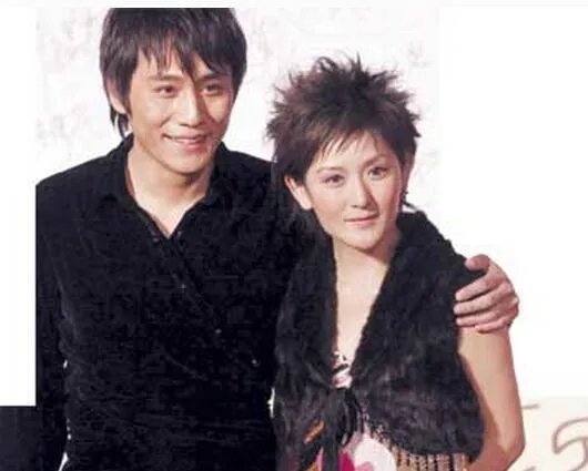 火华哥铜婚示爱妻子 刘烨谈谢娜分手原因惊人