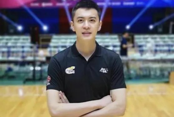 辽宁男篮主帅郭士强下课后，谁当新主帅？