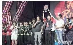 LOL洲际赛即将开打，如果LPL和LCK打到决赛第五局，应该派哪支队伍上场？