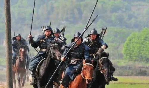 历史中，元朝大军击灭40余国，怎么不敢踏进印度一步？