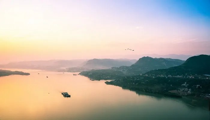 描写长江的诗句 描写长江的优美句子